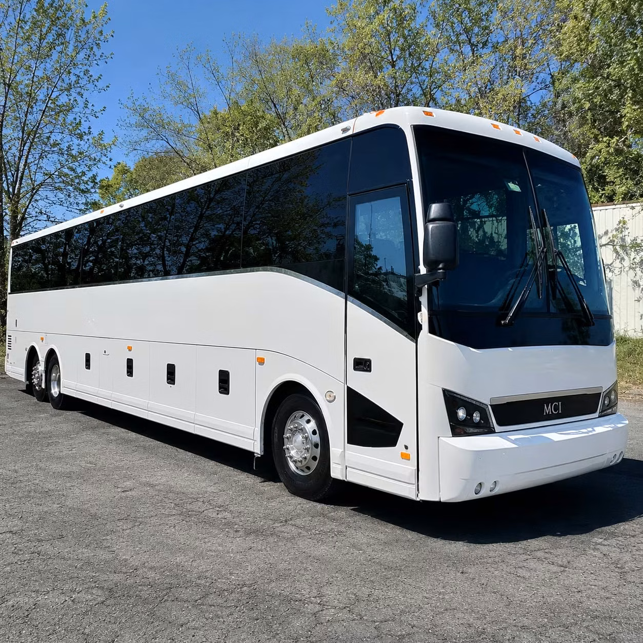 crypto com arena and kia forum concert buses for groups in inglewood and downtown la