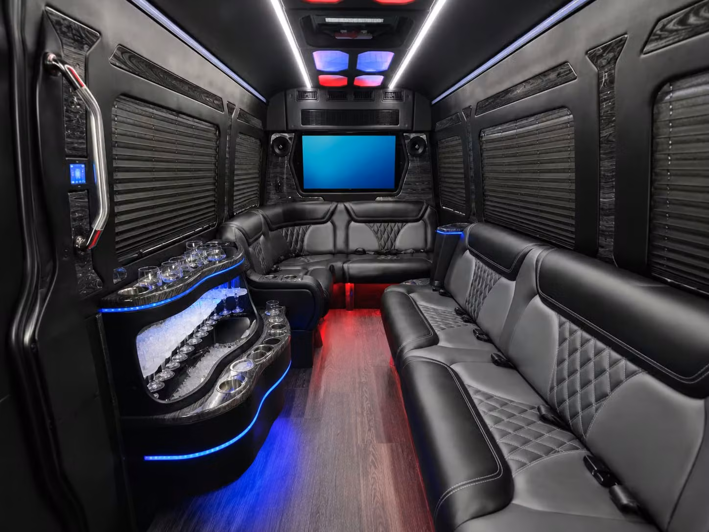 it s never been easier to book a school field trip or group tour bus in los angeles